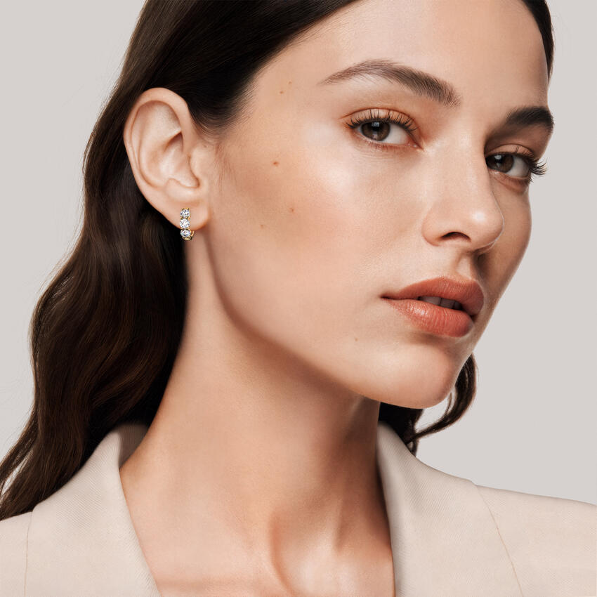 Zelda Diamond Huggie Hoop Earrings (1 1/2 ct. tw.) in 14K Yellow Gold - Image 3