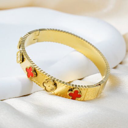 Clover Luxe Bracelet - Red Clover Luxe Bracelet
